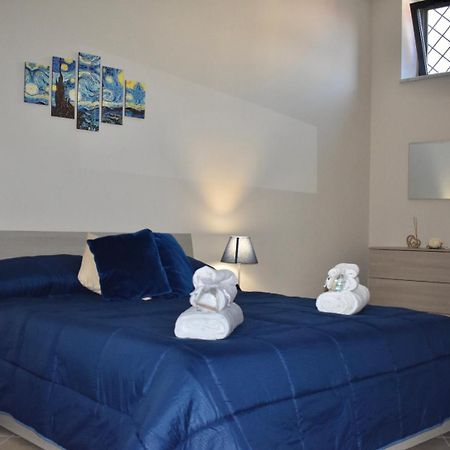 B&B Notte Stellata Frattamaggiore Camera foto
